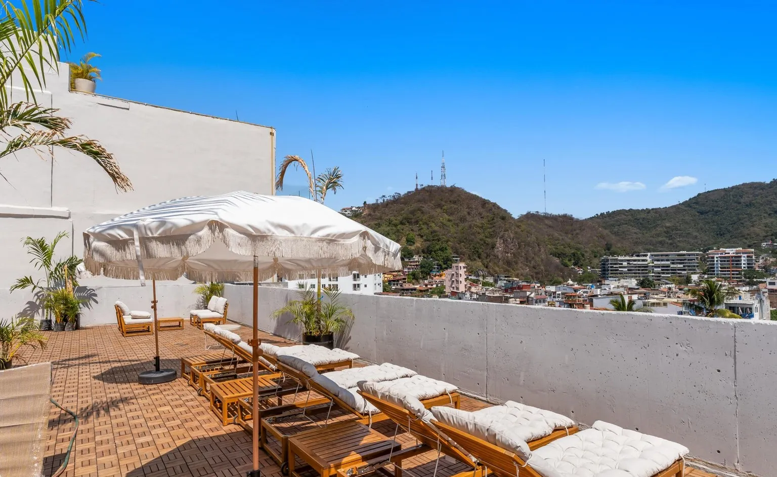 Rooftop panoramic view